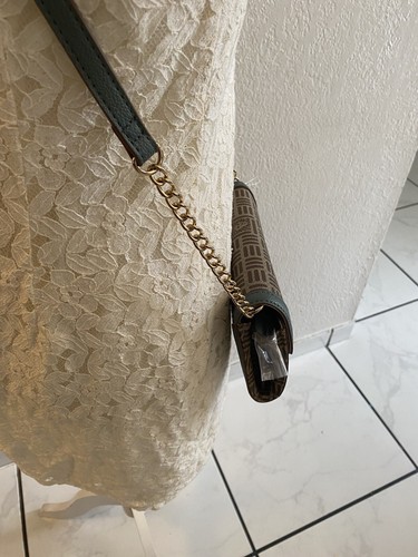 Anne Klein / Logo Flap Wallet On A Chain - Imagen 7 de 10