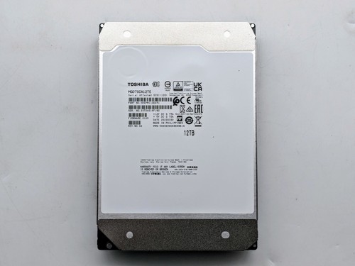 Toshiba 12TB 7200 RPM SAS 12Gb/s 256MB 3.5'' ENT Hard Drive MG07SCA12TE NEW - Picture 1 of 7