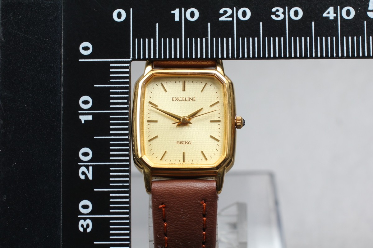 時計 SEIKO EXCELINE 3F31-5000 LADIES QUARTZ NEAR MINT *** SEIKO EXCELINE 3F31-5000 Gold White Women's