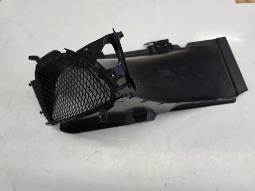 FERRARI 488 PISTA PASAJERO LADO DERECHO INTERCOOLER CONDUCTO OEM 805380 - Imagen 1 de 6
