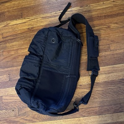 2003 GAP Sling Cargo Cross Body Bag Backpack Black Y2K Vintage