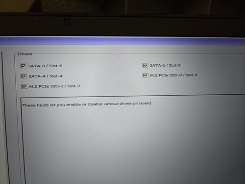 Dell 7730 i7 2.2 32 GB Quadro P3200 512 GB Win 11 Azerty - Imagen 19 de 24