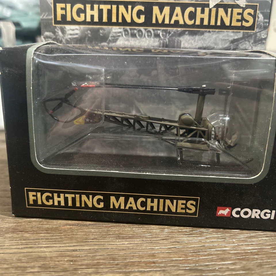 Corgi Fighting Machines UH-1B Huey Iroquois Helicopter 1/100 Scale Diecast - Image 2 of 3