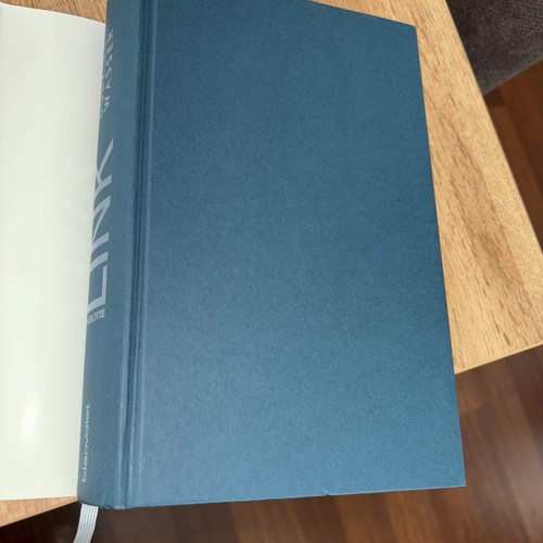 DUNKLES WASSER von CHARLOTTE LINK - EIN KATE-LINVILLE-THRILLER (2024, GEB. A.) - Bild 7 von 9