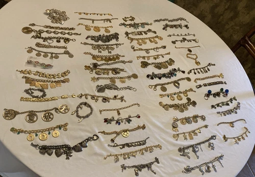 50+  Vintage Unbranded Costume Charm Style Jewelry Bracelets