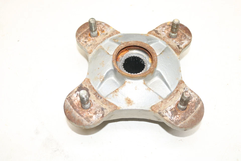 2011 Polaris Sportsman 550 Efi 4x4 Rear Back Wheel Right Hub  - Image 2 of 4