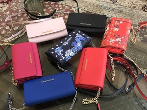 michael kors wallet on chain