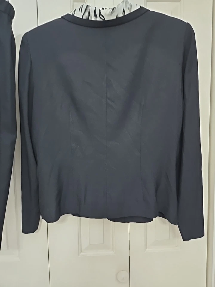 Talla Grande 16 Dos (2) Piezas Blazer Falda Conjunto Negro con Borde Estampado Animal Foto 3 de 4