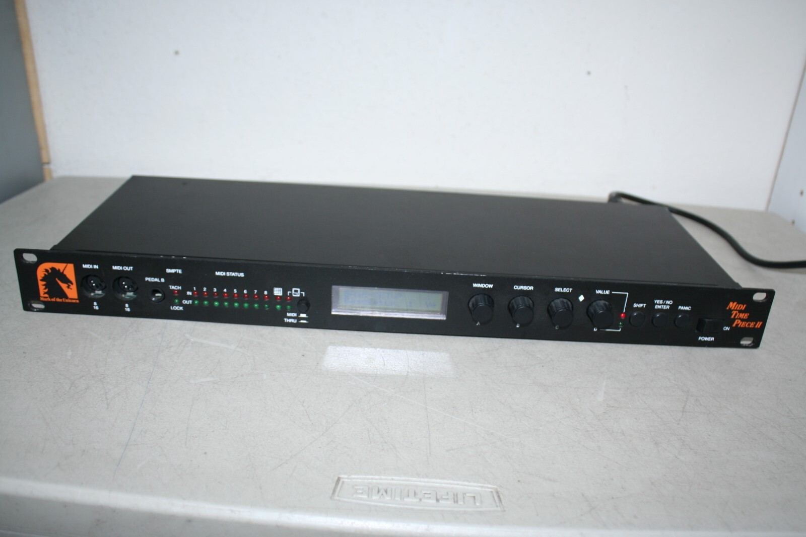 Picture 2 of 8
