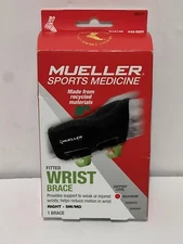 Mueller Green Fitted Wrist Brace LEFT OR RIGHT