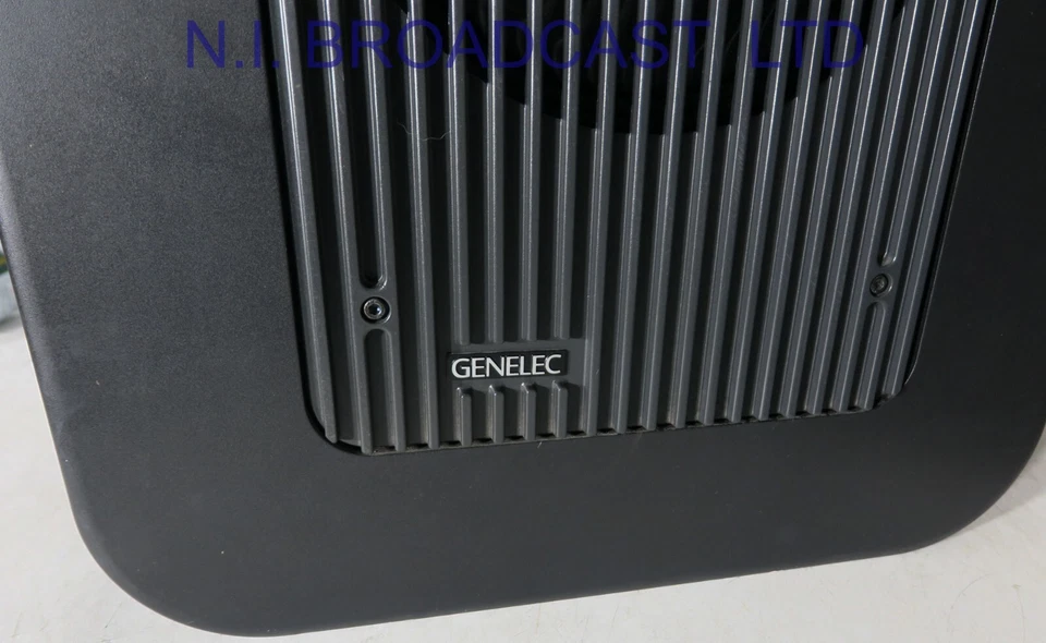 Genelec 7060b aktiver großer Subwoofer - Bild 2 von 4