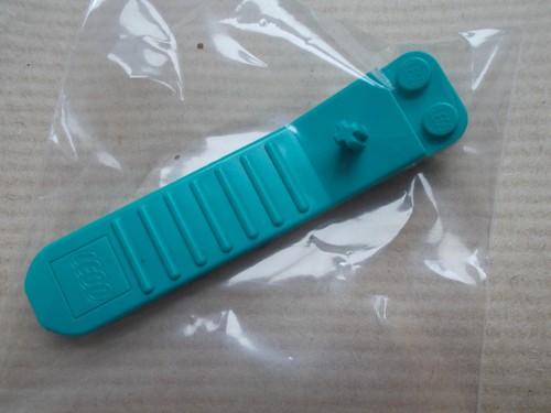 blue brick separator