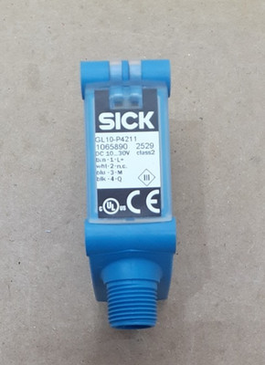 1PC New SICK GL10-P4212 Photoelectric Switch In Box Brand new Free