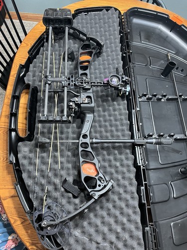 Arco de poleas PSE Drive NXT RH/LH 70LBS 25.5-31