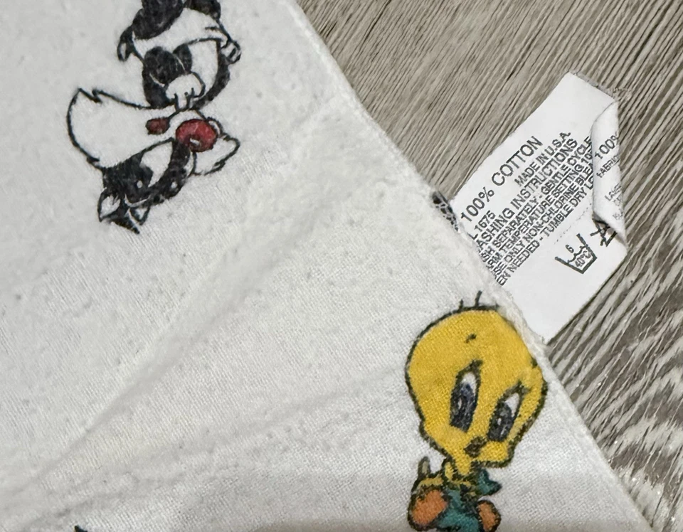 Manta de recepción Baby Looney Tunes Taz Bugs piolín franela blanca envoltura Lovey Foto 4 de 4