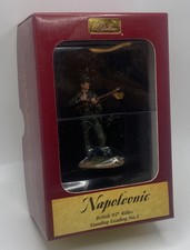 New Napoleonic 36047 British 95th Rifles Standing Loading No.1 Metal Soldier