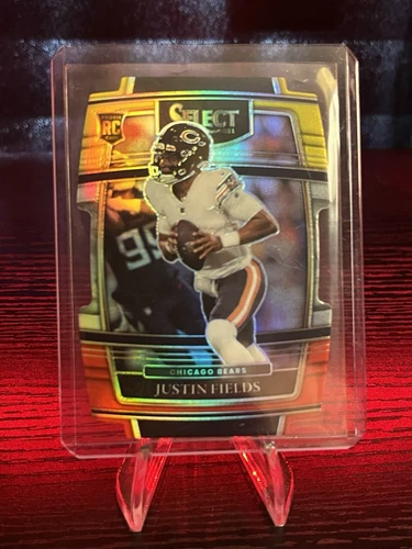 2021 Panini Select Concourse Justin Fields #50 Red Yellow Prizm Die-Cut (RC)