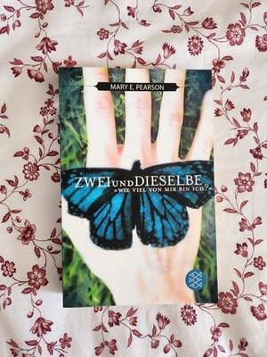 ZweiundDieselbe von Mary E. Pearson (2011, Taschenbuch)