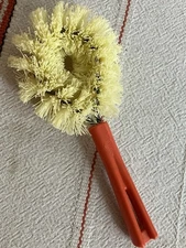 Vintage Stanley Home Vegetable Veggie Brush Orange Handle 6.5” PREOWNED USED