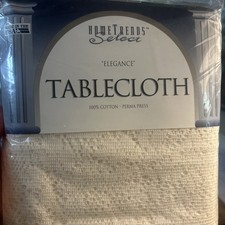Home Trends Elegance Ivory Lace Rectangular Tablecloth 70  X 108  