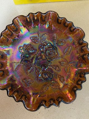 Super ELECTRIC Purple Vintage Imperial Carnival Glass Lustre Rose Pattern Bowl