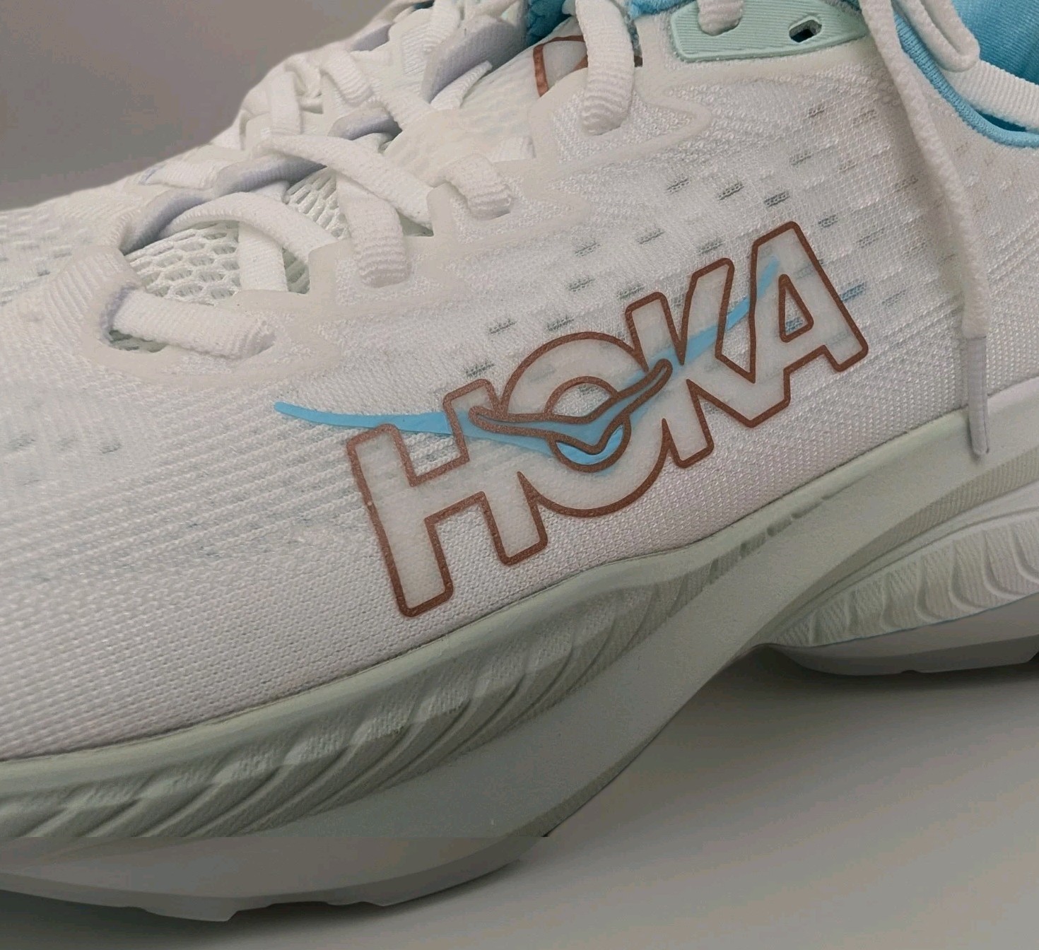 Hoka One One Womens Mach 6 1147810 FTRS White Running Shoes Sneakers Size 8.5 B thumbnail 13