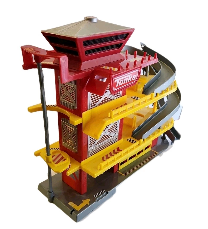 Tonka Garage Playset 51050 Ultimate Rescue Response Station  - Image 2 of 4