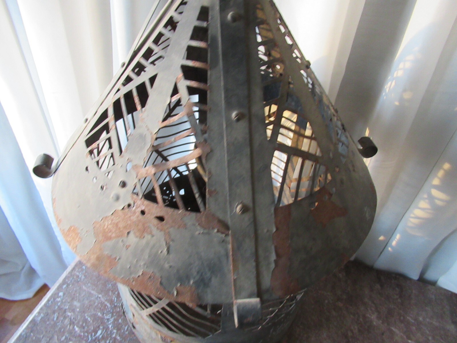 Picture 3 of 9