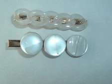 WHITE PLASTIC WITH GOLD TONE METAL HAIR CLIPS BARRETTES UP DO HAIR ACCESSORY