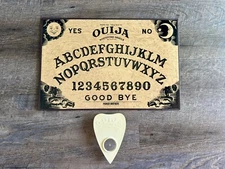 Vintage Ouija Board Mystifying Oracle Game Parker Brothers 1972 (No Box)