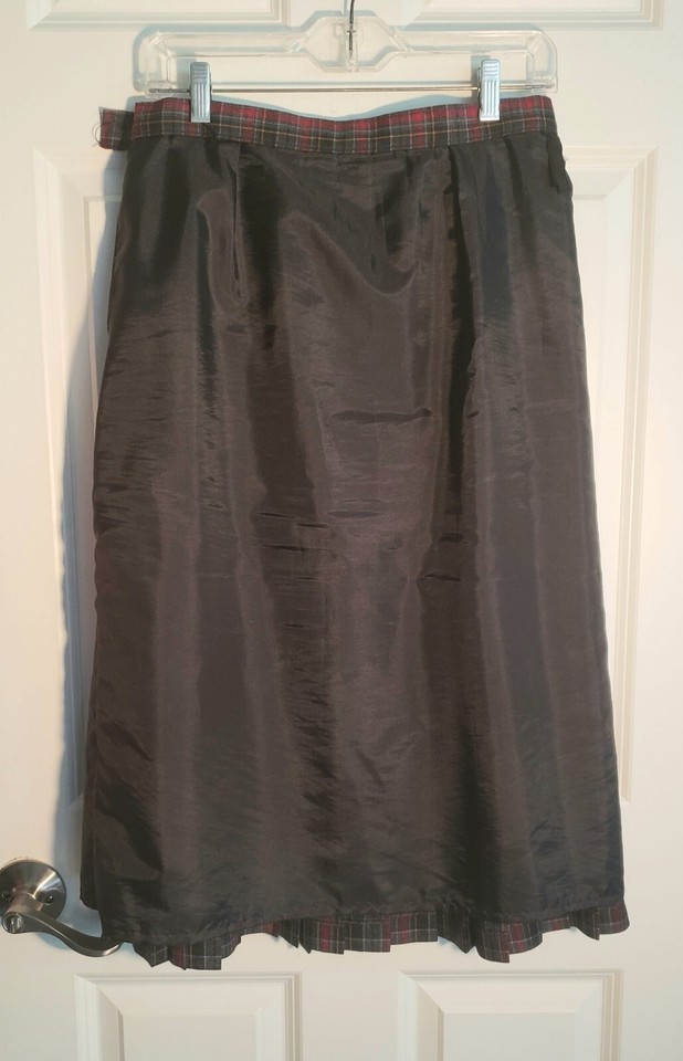 Vintage Edinburgh Scotland Womans Skirt Red Plaid Pleated Suit Pure New