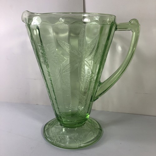 Jeannette Uranium Green Depression Glass Floral Poinsettia 7.5" Pitcher Read Des - Picture 4 of 21