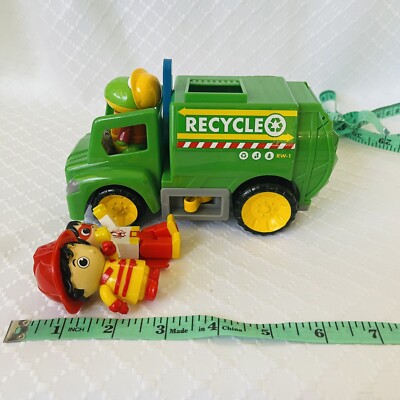 Gummy Gator Recycling Truck Ryan's World Recycling Truck Toy With
