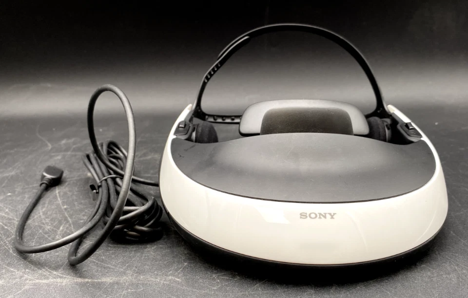 SONY HM2-T1 HEAD MOUNTED DISPLAY 3D HEADSET VIEWER & PROCESSOR, CABLES, ETC. - Image 2 of 4