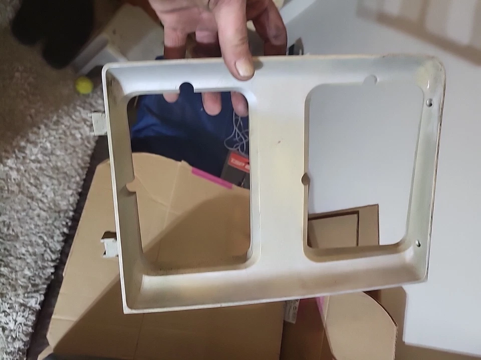 GM Used 1985-88 Chevy Truck Pickup Front LH Headlight Bezel 15598727 Oem Nice - Image 2 of 3