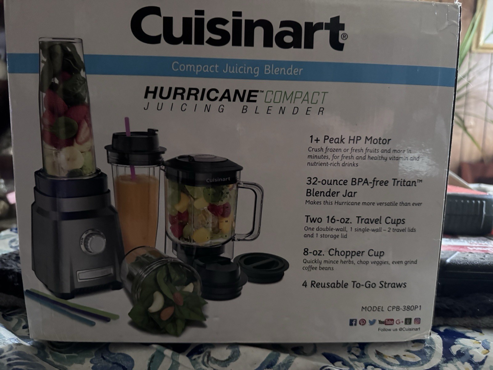 Hurricane&trade; Compact Juicing Blender