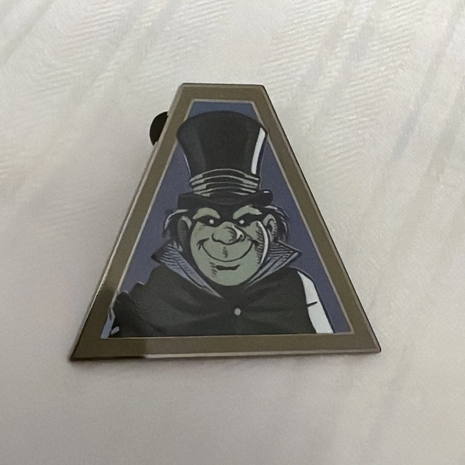 Disney Parks The Haunted Mansion Mystery Pin - Phineas Hitchhiking Ghost