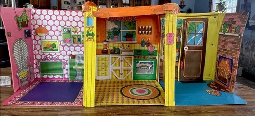 Mattel Barbie Country Living Home Vintage 1973 8662 Tri-Fold Playset ONLY Read