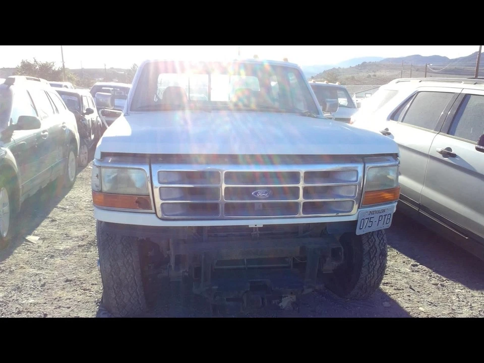 Used Fuel Pump fits: 1992 Ford F350 PICKUP Pump Assembly under cab 17 gallon tan Foto 2 de 4