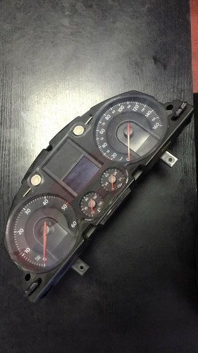 VW PASSAT B6 2.0 TDI KOMBIINSTRUMENT TACHO UHR 3C0920960K