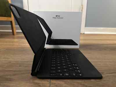 Apple Magic Keyboard 11'' iPad Air 4&5 / iPad Pro 1-4 Gen - Black A2261 MXQT2LL/A