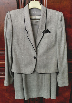 Vintage Black & White Skirted Suit-Below Knee-Daniel for Spellbound-Womens 8-EUC
