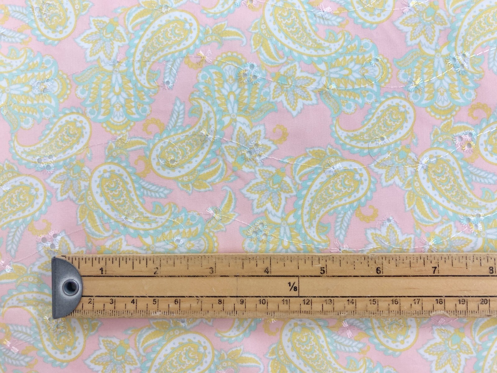 Embroidery Anglaise Fabric Broderie Anglais Pattern Floral Dressmaking ...