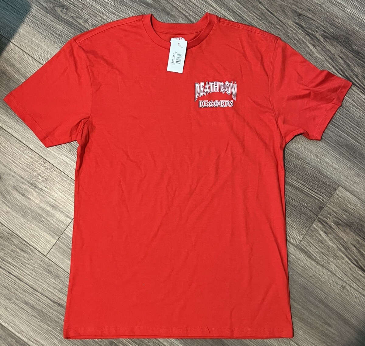 FILA T shirt grafica con testo ricamato logo Death Row Records nuova con etichette maglietta rossa