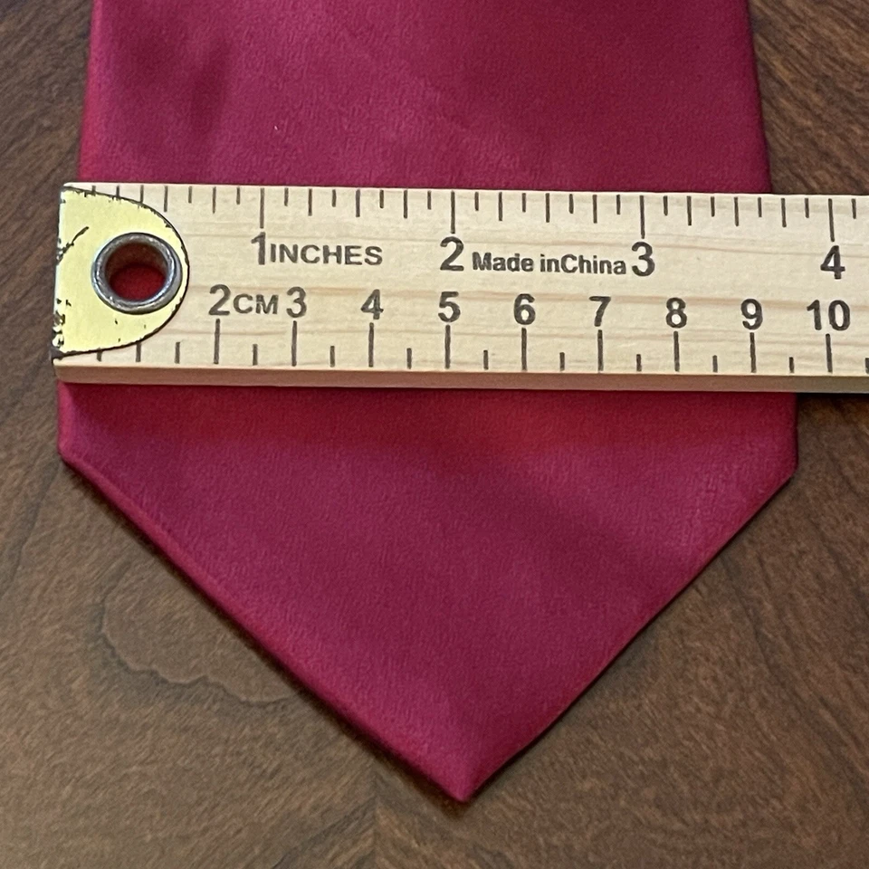 Corbata de cuello vintage Stafford Executive roja 100 % seda importada para hombre hecha en EE. UU. Foto 4 de 4