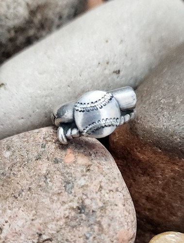 Retired James Avery Baseball Ring Size 7 - Picture 2 of 3