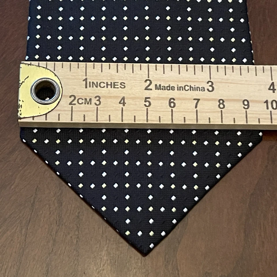 Corbata Jeffrey Banks negra dorada hecha a mano 100 % seda para hombre hecha en China Foto 4 de 4