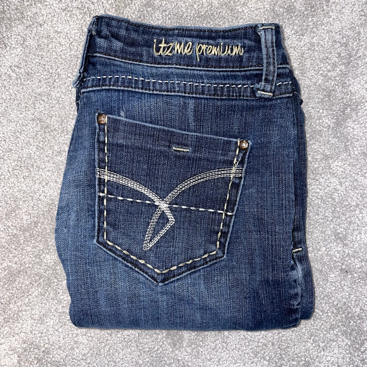 Itz Me Premium Jeans Women s Junior Size 7 Low Rise Straight Leg Dark Wash Denim