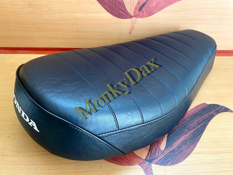 Honda SL350 K1 1970-1971 asiento. Sillín SL350K1 nueva reproducción. Bandeja de asiento de metal. Foto 2 de 4