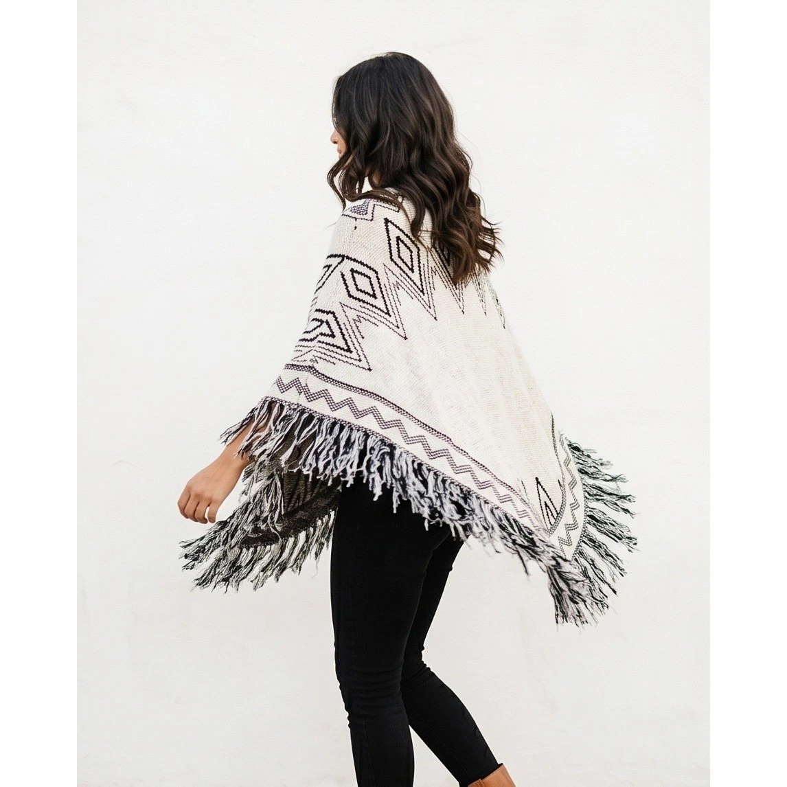 NY Collection PL Geometric Fringe Poncho Sweater Cream Black Aztec Southwestern